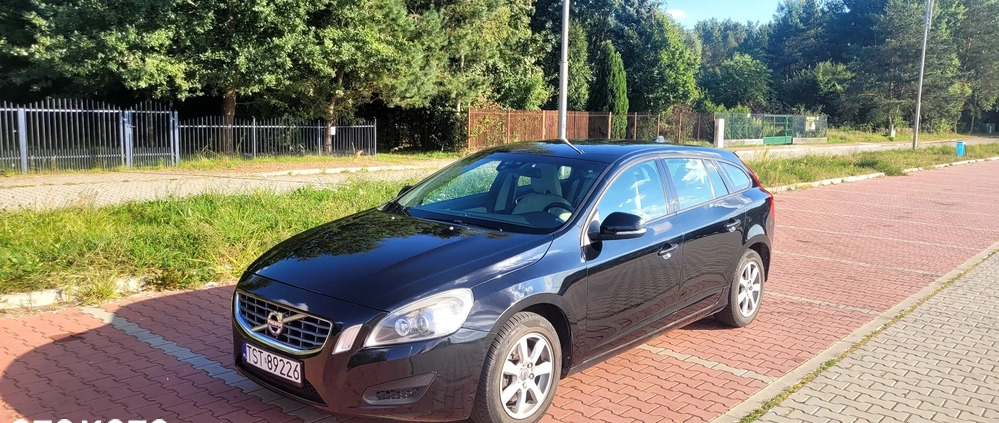 Volvo V60 cena 32900 przebieg: 210000, rok produkcji 2011 z Dolsk małe 56